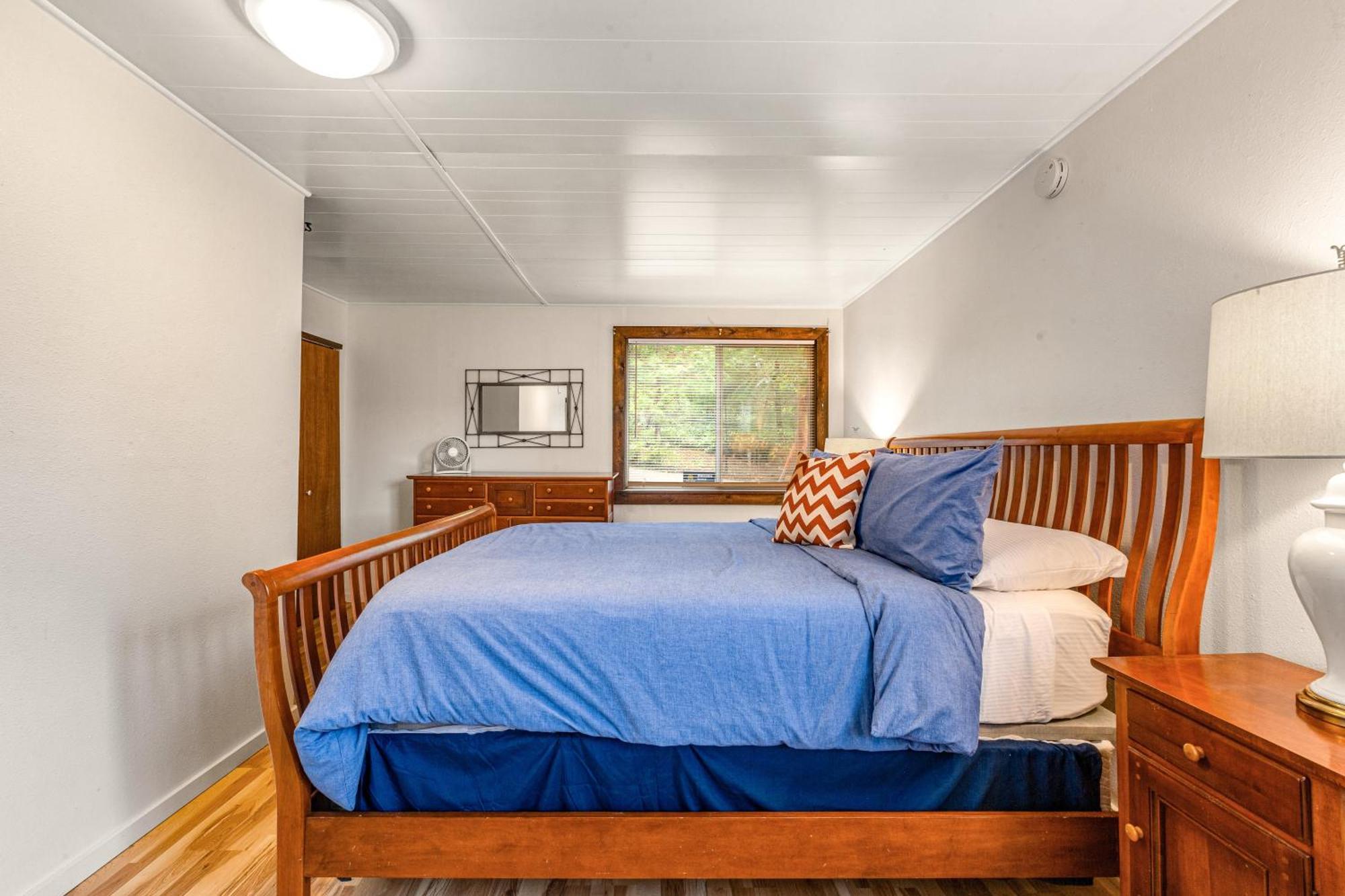 Seabeck Cottage On Hood Canal Exterior photo
